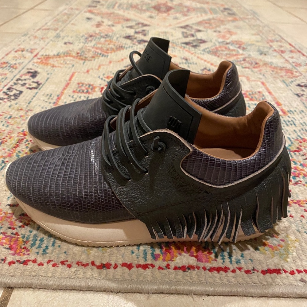 Gray Sneakers with Suede Fringe and Textured Knit